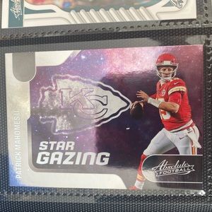 Patrick Mahomes football card!! Excellent condition